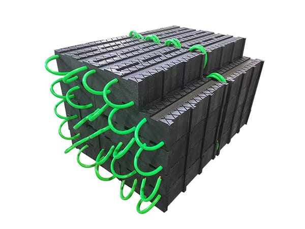 UHMWPE Crane Outrigger Pads - Image 2