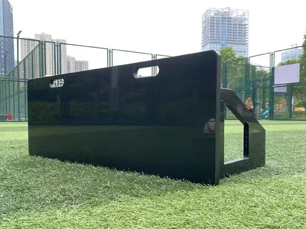 Football training rebound board - Image 2